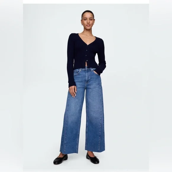 Gap High Rise Stride Wide-Leg Ankle Jeans Size 26/2R - Picture 1 of 10